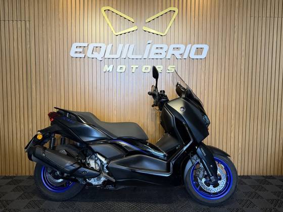 YAMAHA XMAX 300 CONNECTED ABS 